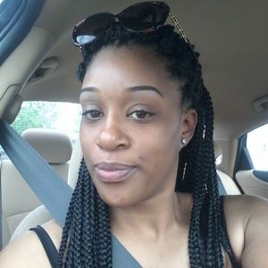 Meet your Posher, Felecia